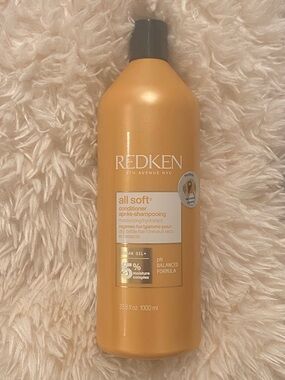 REDKEN All Soft Conditioner 33.8 fl oz